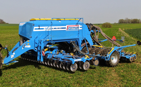 Falcon Pro su No-Till įdirbimo sekcija